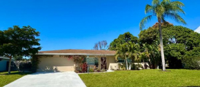 Classic Tropical Florida Escape with Heated Pool
